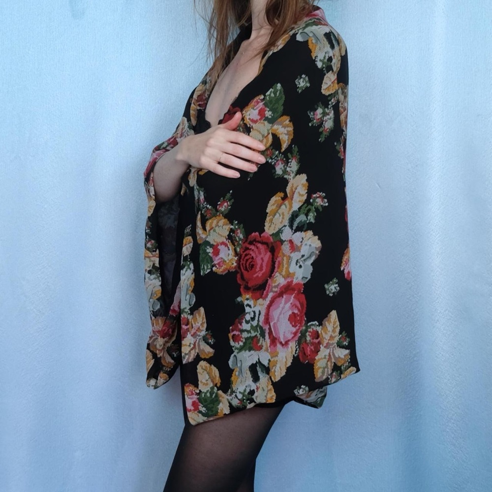 Slinky kimono top